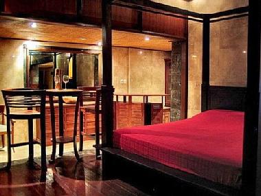 Upper floor bed 1