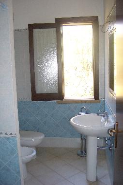 Holiday House in Campofelice di Roccella (Palermo) or holiday homes and vacation rentals