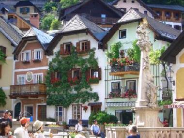 Hallstatt - market square