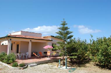 Villa in Trappeto (Palermo) or holiday homes and vacation rentals