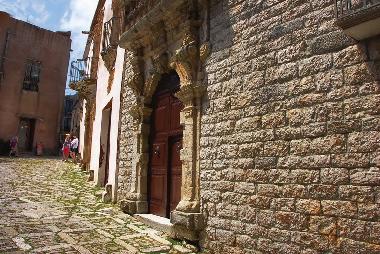 Villa in Erice (Trapani) or holiday homes and vacation rentals