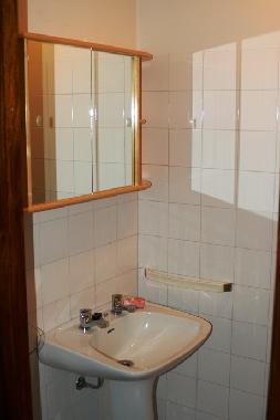 Second Bathroom (Small)