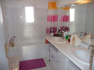 Villa in lattes (H�rault) or holiday homes and vacation rentals