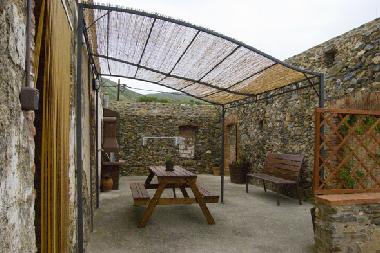 Holiday Apartment in Llan�� Valleta (Girona) or holiday homes and vacation rentals