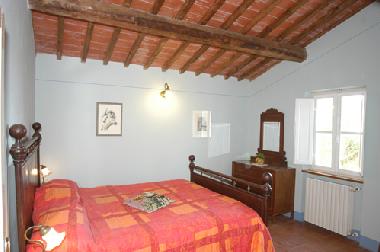 Holiday House in Castiglion F.no (Arezzo) or holiday homes and vacation rentals