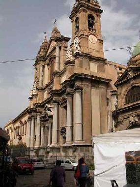 Holiday Apartment in palermo (Palermo) or holiday homes and vacation rentals