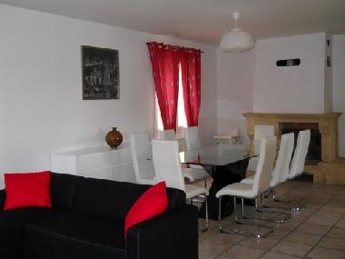 Holiday House in laudun (Gard) or holiday homes and vacation rentals