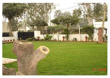 Holiday House in New Delhi (Delhi) or holiday homes and vacation rentals