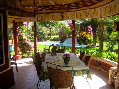 Villa in M'Bour (Thies) or holiday homes and vacation rentals