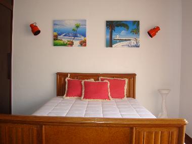 Holiday Apartment in Santa Cruz (Grande Lisboa) or holiday homes and vacation rentals