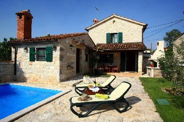Villa in Jakovici-Tinjan (Istarska) or holiday homes and vacation rentals