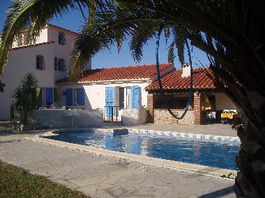 Bed and Breakfast in Ortaffa (Pyr�n�es-Orientales) or holiday homes and vacation rentals