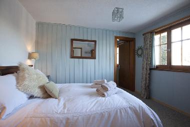 Bedroom 7, leading to bedroom 8