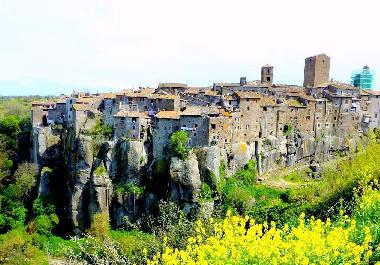 Holiday House in vitorchiano  (Viterbo) or holiday homes and vacation rentals