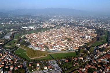 Holiday House in lucca (Lucca) or holiday homes and vacation rentals