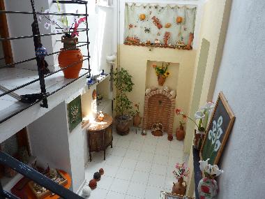 INTERNAL STAIRCASE - ATRIUM