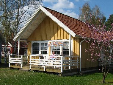 Holiday House in Userin (Mecklenburgische Seenplatte) or holiday homes and vacation rentals