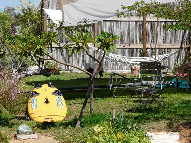 7 minutes walking distance to the beach-great for surfers!