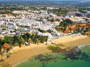 Holiday Apartment in Olhos de Agua (Algarve) or holiday homes and vacation rentals