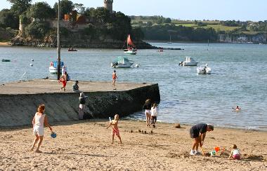 Mordreuc beach in Pleudihen-sur-Rance