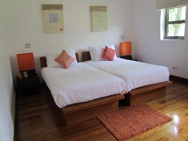 Guest bedroom 2
