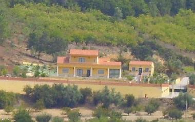 Bed and Breakfast in C�s (Oeste) or holiday homes and vacation rentals