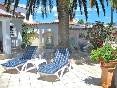 Villa in Empuriabrava (Girona) or holiday homes and vacation rentals