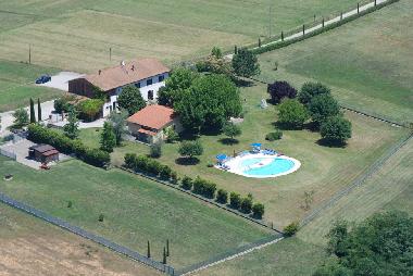 Villa in Orentano (Pisa) or holiday homes and vacation rentals