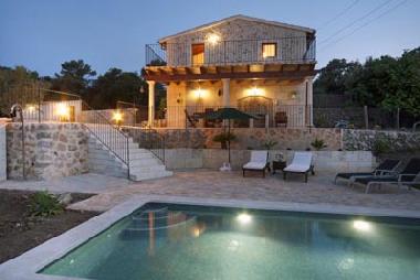 Holiday House in alcudia (Mallorca) or holiday homes and vacation rentals