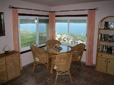 Holiday Apartment in Alcocebre (Castell�n / Castell�) or holiday homes and vacation rentals