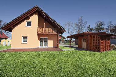 Holiday House in Bodstedt (Fischland-Dar-Zingst) or holiday homes and vacation rentals