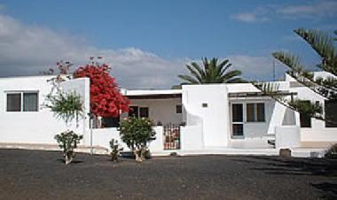 Holiday Apartment in Puerto Calero / Macher (Lanzarote) or holiday homes and vacation rentals