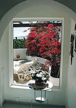 Holiday Apartment in Puerto Calero / Macher (Lanzarote) or holiday homes and vacation rentals