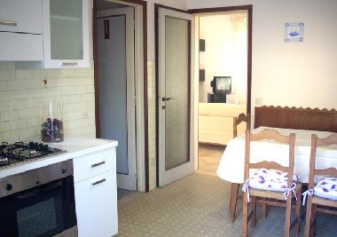 Dinning space connected with the kitchen.