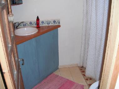 GROUNDFLOOR BATHROOM