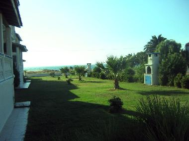 the garden of the villas