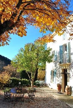 Holiday House in Propiac (Dr�me) or holiday homes and vacation rentals