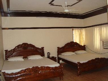 Hotel in Mount Abu (Rajasthan) or holiday homes and vacation rentals