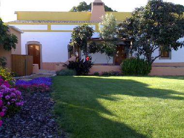 Villa in S�o Bras de Alportel (Algarve) or holiday homes and vacation rentals