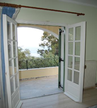 Villa in Achilleio (Kerkyra) or holiday homes and vacation rentals