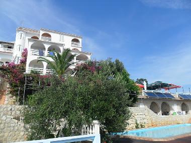 Holiday House in Novalja insel  pag (Licko-Senjska) or holiday homes and vacation rentals