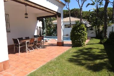 Holiday House in Chiclana de la Frontera (Cdiz) or holiday homes and vacation rentals