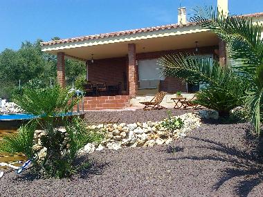 Chalet in Riudecanyes (Tarragona) or holiday homes and vacation rentals