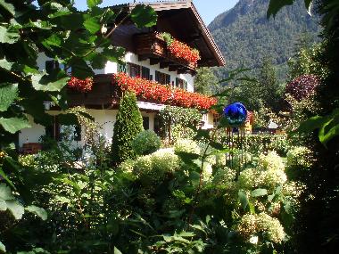 Holiday Apartment in LOFER/St.MARTIN (Pinzgau-Pongau) or holiday homes and vacation rentals