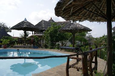 Holiday House in Galu Beach (Coast) or holiday homes and vacation rentals