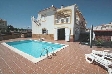 Chalet in Caleta de Fuste  (Fuerteventura) or holiday homes and vacation rentals