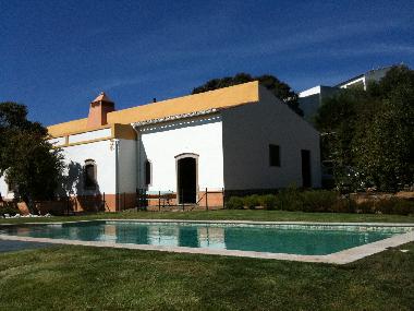 Villa in S�o Bras de Alportel (Algarve) or holiday homes and vacation rentals