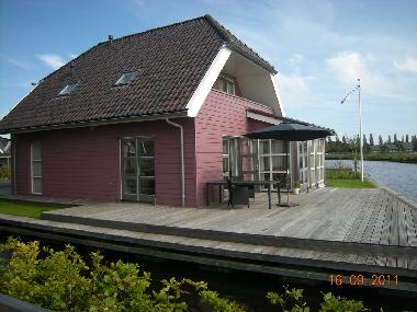 Villa in Sneek/Offingawier (Friesland) or holiday homes and vacation rentals