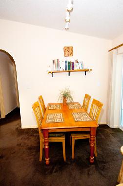 breakfast & dining area
