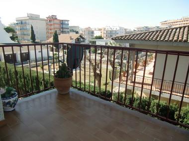 Holiday Apartment in roses (Girona) or holiday homes and vacation rentals